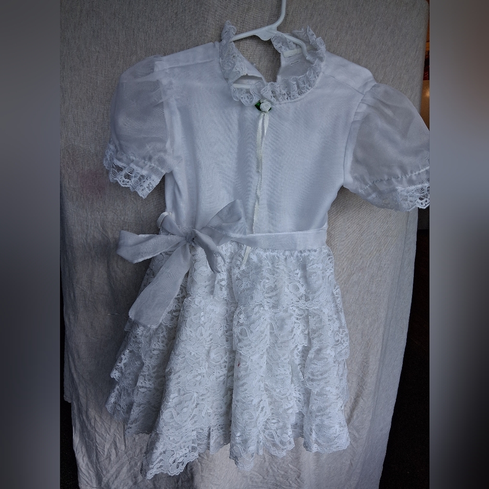 White Lace Dress with Bow Vintage